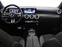 Mercedes-Benz A-klasse 180 Business Solution AMG | Elektrisch bedienbaar panoramadak | Achteruitrijcamera | 19inch Multispaak velgen | Mulitbeam koplampen |