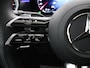 Mercedes-Benz A-klasse 180 Business Solution AMG | Elektrisch bedienbaar panoramadak | Achteruitrijcamera | 19inch Multispaak velgen | Mulitbeam koplampen |