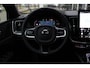 Volvo XC60 T6 Plug-in hybrid AWD Plus Black Edition | Panoramadak | 360º Camera | Elek. bedienbare voorstoelen met geheugen | Keyless entry | Adaptive cruise control | Pilot assist | Verwambaar stuurwiel | Verwarmbare voorstoelen | Achterbank verwarmbaar | Blind spot | Elektrische achterklep | Google Infotainment | 21" Lichtmetalen Wielen | Harman Kardon Audio |