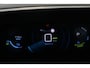 Peugeot e-2008 EV GT Pack 50 kWh | Navi | Panoramadak | Verw. stoelen | Camera | Keyless Entry | LMV 18"| DAB | Ad. cruise |
