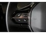 Peugeot e-2008 EV GT Pack 50 kWh | Navi | Panoramadak | Verw. stoelen | Camera | Keyless Entry | LMV 18"| DAB | Ad. cruise |