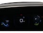 Peugeot e-2008 EV GT Pack 50 kWh | Navi | Panoramadak | Verw. stoelen | Camera | Keyless Entry | LMV 18"| DAB | Ad. cruise |