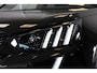 Peugeot e-2008 EV GT Pack 50 kWh | Navi | Panoramadak | Verw. stoelen | Camera | Keyless Entry | LMV 18"| DAB | Ad. cruise |