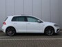 Volkswagen Golf 1.0 TSI Highline R-line | Panoramadak | Camera | Virtual | LED