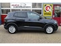 Volkswagen T-Cross 1.0 TSI Life O.a: PDC, Afn. Haak, Carplay, Airco, Navi, Rijklaar, Etc. All-in prijs!