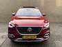 MG EHS 1.5 TGDI PHEV 258pk Luxury | Leder | Panoramadak | 360 camera | Navigatie | Adaptieve cruise | Lane assist | Apple CarPlay | LED | DAB | Keyless | Elektrische achterklep | Stoelverwarming | Volledig onderhouden
