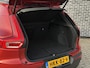 Volvo XC40 2.0 B4 Plus Dark | Trekhaak | Adaptive cruise control | Harman Kardon audio | Verwarmbare voorruit | Dode hoek detectie BLIS | Stoel- en stuurwielverwarming |