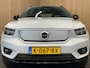 Volvo XC40 Recharge P8 AWD R-Design|90%SOH|TREKHAAK|1/2 LEDER|STOEL+STUURVERWARMING|ACC|CARPLAY|CLIMA+CRUISE|NL|NAP|IN.BTW|1e EIG|