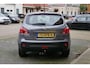 Nissan Qashqai 2.0 Tekna 4WD .pano.camera.automaat. navi. stoelverwarming. climat control