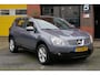 Nissan Qashqai 2.0 Tekna 4WD .pano.camera.automaat. navi. stoelverwarming. climat control