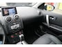 Nissan Qashqai 2.0 Tekna 4WD .pano.camera.automaat. navi. stoelverwarming. climat control