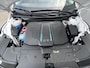 Hyundai Ioniq 5 Lounge 73kWh Automaat / Fabrieksgarantie tot 10-2026 / 8 jaar Batterijgarantie / Accu SoH 99% / WLTP 451 km / CCS snelladen / Warmtepomp / Leder / HUD / Camera 360° / BOSE / Elektrische stoelen en klep / Stoelventilatie / Stuur-, stoel- en achterbankverwarming / Adaptieve CC / LM 20" wielen /
