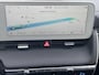 Hyundai Ioniq 5 Lounge 73kWh Automaat / Fabrieksgarantie tot 10-2026 / 8 jaar Batterijgarantie / Accu SoH 99% / WLTP 451 km / CCS snelladen / Warmtepomp / Leder / HUD / Camera 360° / BOSE / Elektrische stoelen en klep / Stoelventilatie / Stuur-, stoel- en achterbankverwarming / Adaptieve CC / LM 20" wielen /