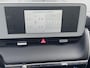 Hyundai Ioniq 5 Lounge 73kWh Automaat / Fabrieksgarantie tot 10-2026 / 8 jaar Batterijgarantie / Accu SoH 99% / WLTP 451 km / CCS snelladen / Warmtepomp / Leder / HUD / Camera 360° / BOSE / Elektrische stoelen en klep / Stoelventilatie / Stuur-, stoel- en achterbankverwarming / Adaptieve CC / LM 20" wielen /