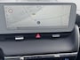 Hyundai Ioniq 5 Lounge 73kWh Automaat / Fabrieksgarantie tot 10-2026 / 8 jaar Batterijgarantie / Accu SoH 99% / WLTP 451 km / CCS snelladen / Warmtepomp / Leder / HUD / Camera 360° / BOSE / Elektrische stoelen en klep / Stoelventilatie / Stuur-, stoel- en achterbankverwarming / Adaptieve CC / LM 20" wielen /