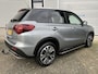 Suzuki Vitara 1.4 Boosterjet Style Smart Hybrid | All Season Banden | Trekhaak | Luxe uitvoering | Elek. Schuif/Kantel Dak | Apple Carplay & Android Auto