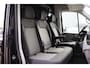 Volkswagen Crafter 35 2.0 TDI L3H3 177PK AUT. 2X SCHUIFDEUR, LED, TREKHAAK, STOELVERWARMING, CAMERA, NAVI, CRUISE, AIRCO, PARKEERSENSOREN, NIEUW!