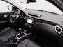 Nissan Qashqai 1.6 Tekna | Panoramadak | Navigatie | Lederen bekelding | Climate Control | Rondomzicht camera | Trekhaak | Elektrisch verstelbare best. stoel | Stoelverwarming |