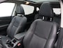 Nissan Qashqai 1.6 Tekna | Panoramadak | Navigatie | Lederen bekelding | Climate Control | Rondomzicht camera | Trekhaak | Elektrisch verstelbare best. stoel | Stoelverwarming |