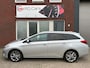 Toyota Auris Touring Sports 1.8 Hybrid Lease Pro / Pano / Navi / PDC / Camera / Leder