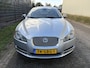 Jaguar XF 2.7D V6 Premium Luxury / AUTOMAAT / SCHUIFDAK / NAVI