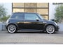 MINI Cooper S Mini 1.6 Aut. John Cooper Works - PANO - XENON - LEDER - HARMAN/KARDON - CARBON - JCW!