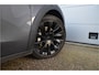 Tesla Model Y Long Range AWD 75 kWh 20" Alu, BTW auto