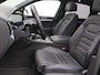 Volkswagen Touareg 3.0 TSi e-Hybrid 4MOTION R 463PK Aut. Pano-Schuifdak, 21" LM Velgen, Luchtvering, Keyless, Alarm, Nachtzichtcamera, Servosluiting, Trekhaak, Stoel-Stuurverwarming
