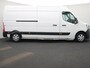 Renault Master T35 2.3 dCi 135 L3H2 Work Edition | Navigatie | Airco | Parkeersensoren Achter | Achteruitrijcamera | Cruise Control & Snelheidsbegrenzer | Lederen Bekleding