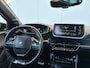 Peugeot 208 1.2 PureTech 100pk EAT8 GT-Line | Leder | Stoelverwarming | Camera | Massage | Navigatie | Panoramadak | Carplay | Keyless | DAB+ |