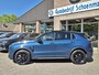 Lynk & Co 01 1.5 261PK! BLACKLINE! + 6.6Kwh LADEN! 360-CAMERA PANO/SCHUIF INFINITY DAB NAVI CARPLAY STOELVERWARMING ELEK.ACHTERKLEP 20"LMV