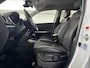 Suzuki Vitara 1.5 Hybrid Style Automaat | Leder/Alcantara Bekleding | Adaptieve Cruise Control | Parkeercamera