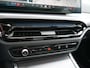 BMW 3-Serie Touring 330e 292 Pk Automaat M-Sport pakket Navigatie / Camera / Pano-dak / DAB / Apple Carplay
