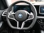 BMW 3-Serie Touring 330e 292 Pk Automaat M-Sport pakket Navigatie / Camera / Pano-dak / DAB / Apple Carplay