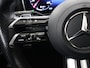 Mercedes-Benz C-klasse 200 AMG Line | Night | Panoramadak | 19" lichtmetalen velgen | Sfeerverlichting | Getint glas | Stoelverwarming |