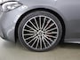 Mercedes-Benz C-klasse 200 AMG Line | Night | Panoramadak | 19" lichtmetalen velgen | Sfeerverlichting | Getint glas | Stoelverwarming |