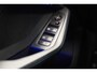 BMW 1-Serie 120i M Sport Business Aut. [ Panorama Head-up Stoelverwarming ]