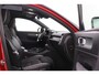 Volvo XC40 Recharge P8 AWD R-Design | Panoramadak | Trekhaak | 360 Camera | Harman/Kardon | Stoel+Stuurverwarming | 20 Inch