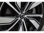 Volvo XC40 Recharge P8 AWD R-Design | Panoramadak | Trekhaak | 360 Camera | Harman/Kardon | Stoel+Stuurverwarming | 20 Inch