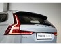 Volvo V60 T6 Plug-in hybrid AWD Essential Bright | Stoelverwarming | Adaptive Cruise Control | BLIS | Parkeersensoren voor + achter | Stoelverwarming | Stuurwielverwarming | Parkeercamera | Google Infotainment | Electrische wegklapbare Trekhaak