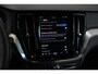 Volvo V60 T6 Plug-in hybrid AWD Essential Bright | Stoelverwarming | Adaptive Cruise Control | BLIS | Parkeersensoren voor + achter | Stoelverwarming | Stuurwielverwarming | Parkeercamera | Google Infotainment | Electrische wegklapbare Trekhaak