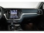 Volvo V60 T6 Plug-in hybrid AWD Essential Bright | Stoelverwarming | Adaptive Cruise Control | BLIS | Parkeersensoren voor + achter | Stoelverwarming | Stuurwielverwarming | Parkeercamera | Google Infotainment | Electrische wegklapbare Trekhaak