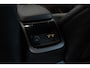 Volvo V60 T6 Plug-in hybrid AWD Essential Bright | Stoelverwarming | Adaptive Cruise Control | BLIS | Parkeersensoren voor + achter | Stoelverwarming | Stuurwielverwarming | Parkeercamera | Google Infotainment | Electrische wegklapbare Trekhaak