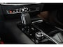 Volvo V60 T6 Plug-in hybrid AWD Essential Bright | Stoelverwarming | Adaptive Cruise Control | BLIS | Parkeersensoren voor + achter | Stoelverwarming | Stuurwielverwarming | Parkeercamera | Google Infotainment | Electrische wegklapbare Trekhaak