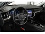 Volvo V60 T6 Plug-in hybrid AWD Essential Bright | Stoelverwarming | Adaptive Cruise Control | BLIS | Parkeersensoren voor + achter | Stoelverwarming | Stuurwielverwarming | Parkeercamera | Google Infotainment | Electrische wegklapbare Trekhaak