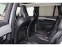 Volvo XC90 T8 Recharge AWD Ultra Dark - Luchtvering - Panorama/schuifdak - IntelliSafe Assist & Surround - 360º Camera - Harman/Kardon audio - Adaptieve LED koplampen - Verwarmde voorstoelen, stuur & achterbank - Parkeersensoren voor & achter - Elektr. bedienb. voorstoelen met geheugen - Geventileerde voorstoelen - Head up display - Draadloze tel. lader - Extra getint glas - Elektr. inklapbare trekhaak - 20' LMV