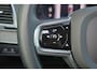 Volvo XC90 T8 Recharge AWD Ultra Dark - Luchtvering - Panorama/schuifdak - IntelliSafe Assist & Surround - 360º Camera - Harman/Kardon audio - Adaptieve LED koplampen - Verwarmde voorstoelen, stuur & achterbank - Parkeersensoren voor & achter - Elektr. bedienb. voorstoelen met geheugen - Geventileerde voorstoelen - Head up display - Draadloze tel. lader - Extra getint glas - Elektr. inklapbare trekhaak - 20' LMV
