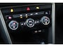 Volkswagen T-Roc 1.0 TSI 110pk Style Business Virtual Cockpit Parkeersensoren Navigatie ACC CarPlay NL-Auto!
