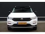 Volkswagen T-Roc 1.0 TSI 110pk Style Business Virtual Cockpit Parkeersensoren Navigatie ACC CarPlay NL-Auto!