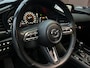Mazda 3 2.0 e-SkyActiv-X M Hybrid 180 Luxury // 360 CAMERA // LEDER // ELEK.STOEL+GEHEUGEN // HEAD-UP DISPLAY // DODEHOEK // FULL LED //